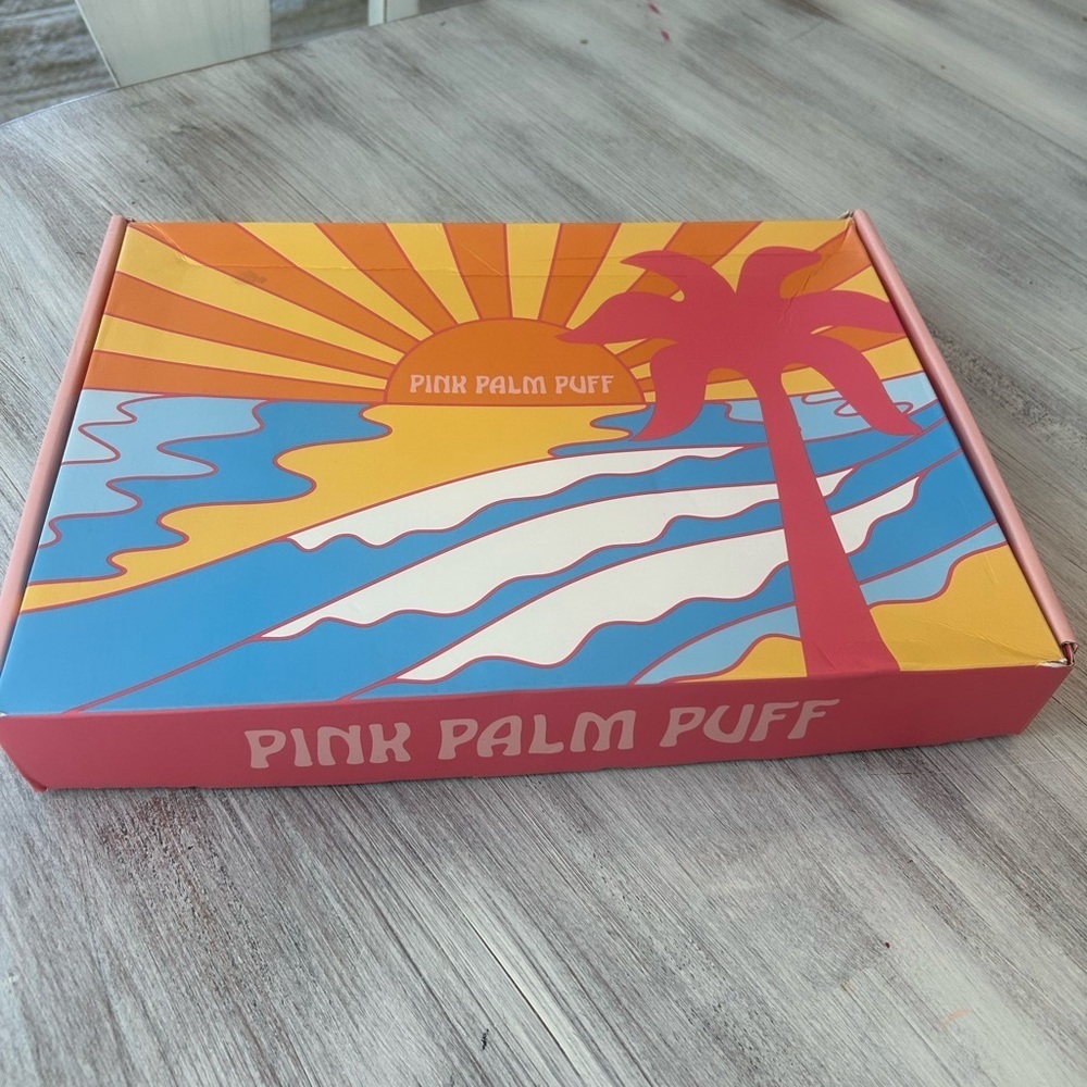 Pink Palm Puff Colorful Box